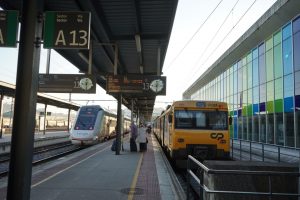 Estación de Guixar. Vigo. Tren a Oporto